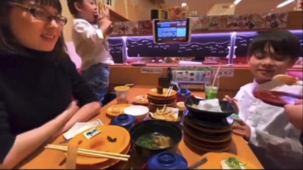 醤油ペロペロで炎上したYouTuber、いおりくんTV