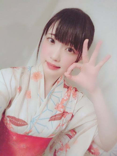 サラリーマンと結婚を発表した春野杏