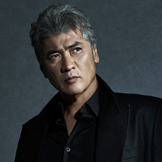 キングダム3の龐煖役を務めた吉川晃司