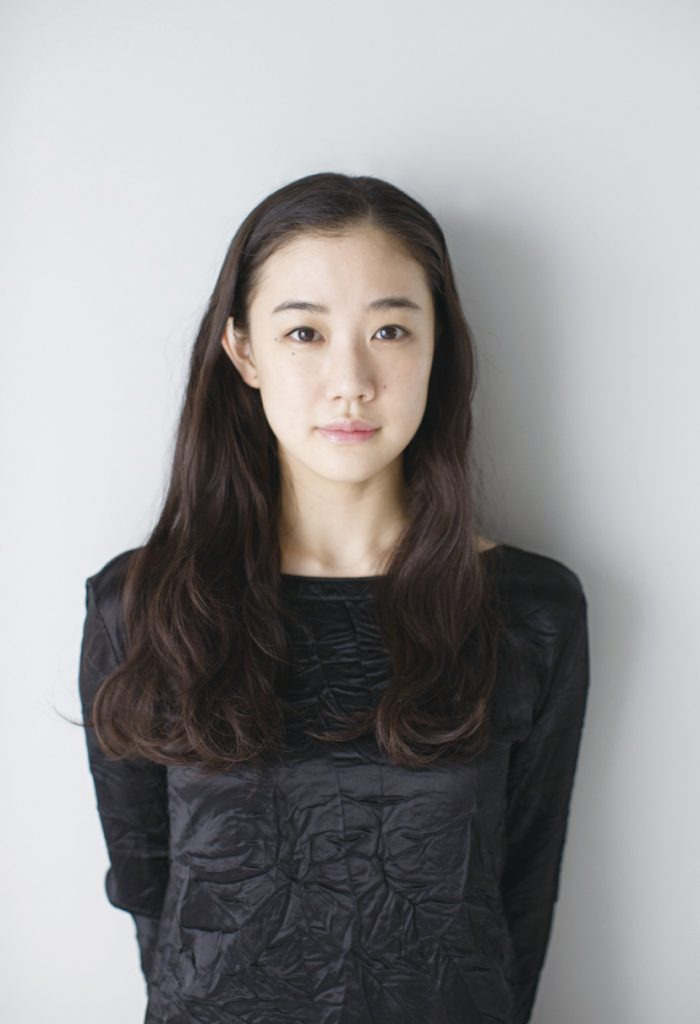 バチェラー参加者の西山真央に似てると言われる蒼井優