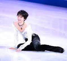 仕草が可愛いことから結婚相手が男性と噂される羽生結弦