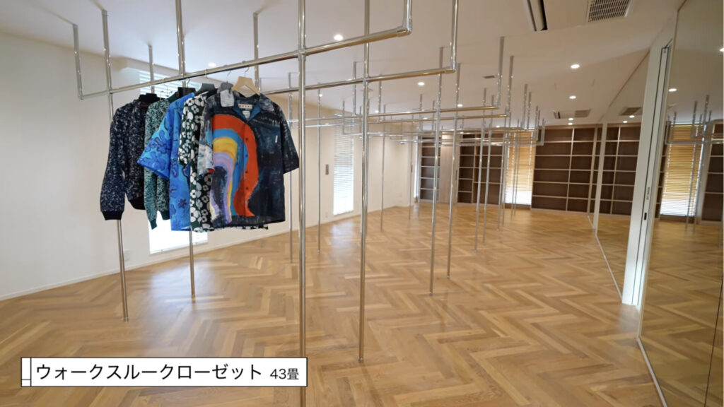 ヒカキンの20億の新居のクローゼットルーム