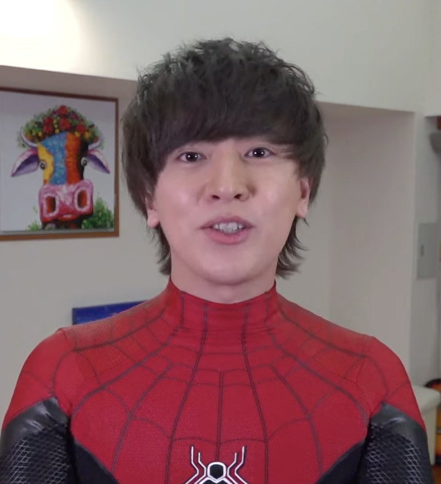 スパイダーメーンだと発表した、ヴァンビ