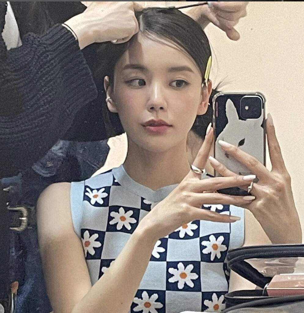 セブチのジョシュアと彼女とのスマホケースの匂わせ