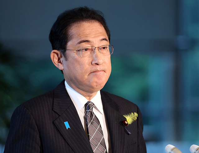 増税メガネというあだ名がついた岸田文雄首相