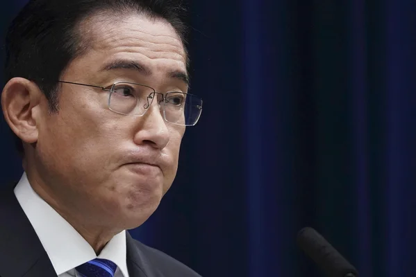 増税メガネというあだ名がついた岸田文雄首相
